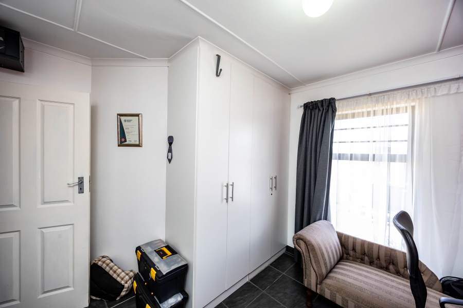 3 Bedroom Property for Sale in Nahoon Valley Park Eastern Cape